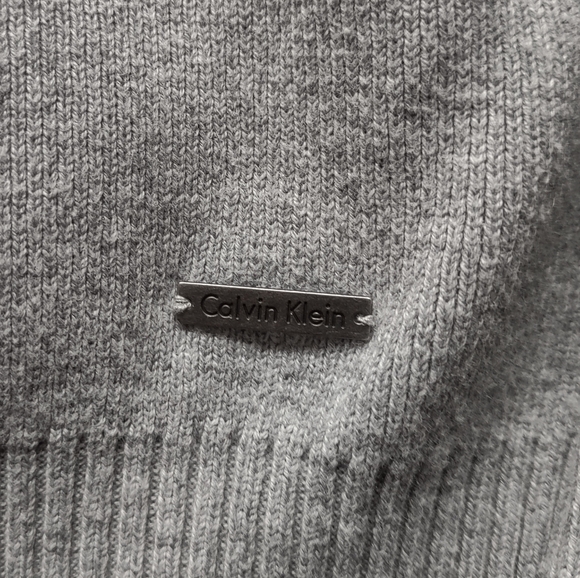 COPY - Calvin Klein Light Grey Sweater with Front Zip - Picture 4 of 4